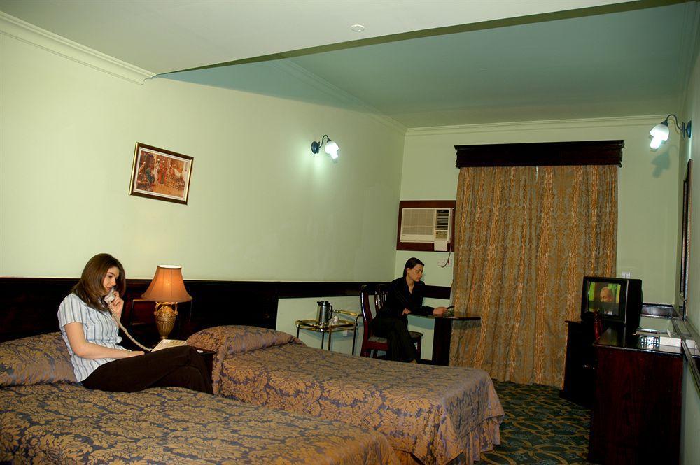 Concord International Hotel Manama Exterior foto
