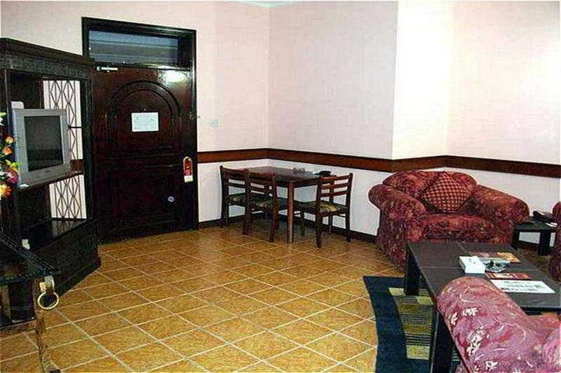 Concord International Hotel Manama Habitación foto